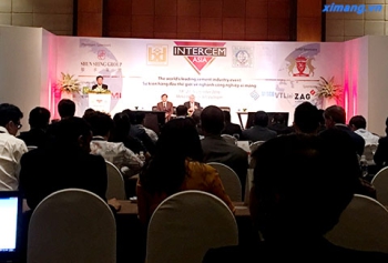 Ngày làm việc đầu tiên tại INTERCEM Asia 2016