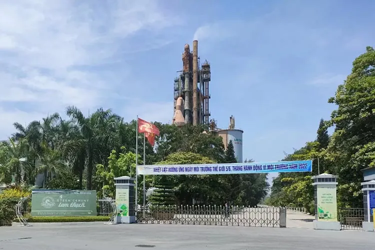 Cổ phiếu QNC của Xi măng và Xây dựng Quảng Ninh bất ngờ tăng tốc