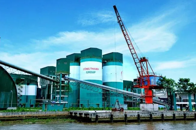 UBCKNN hủy tư cách công ty đại chúng của Xi măng Công Thanh
