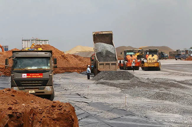 Đồng Nai tăng tốc tháo gỡ thiếu hụt vật liệu xây dựng cho các dự án trọng điểm