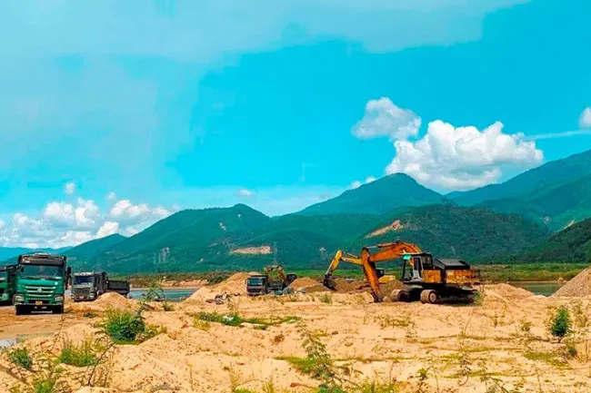 Đà Nẵng: Tăng cường giám sát mỏ, mở rộng nguồn cung nhằm ổn định thị trường cát xây dựng