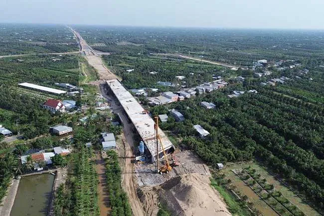 Đồng Tháp: Nhà thầu chật vật vì khan hiếm nguồn cung và giá vật liệu xây dựng tăng cao