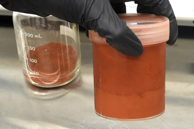 Tận dụng bùn đỏ Bayer làm phụ gia để thay thế một phần xi măng trong bê tông