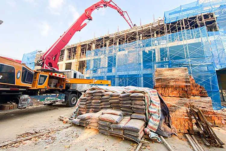 Sản xuất bứt tốc, tiêu thụ xi măng cải thiện nhẹ nhưng áp lực chi phí vẫn đè nặng