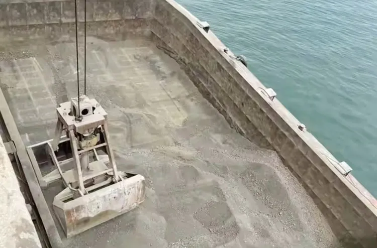 Chính phủ ban hành Nghị định sửa đổi thuế xuất khẩu mặt hàng clinker xi măng