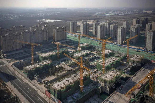 Thị trường bất động sản Trung Quốc: Khó khăn chồng chất, triển vọng phục hồi vẫn mờ mịt
