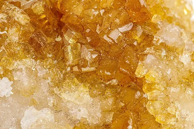 Phụ gia trương nở ettringite giúp cải thiện cường độ bê tông tự lèn dưỡng hộ nhiệt
