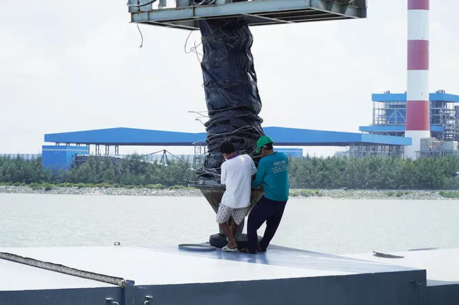 Vĩnh Long đề xuất hỗ trợ sử dụng tro, xỉ nhiệt điện làm vật liệu xây dựng