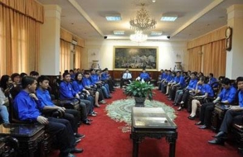 Đoàn TNCS HCM cơ quan Bộ Xây dựng báo công tại lăng chủ tịch Hồ Chí Minh
