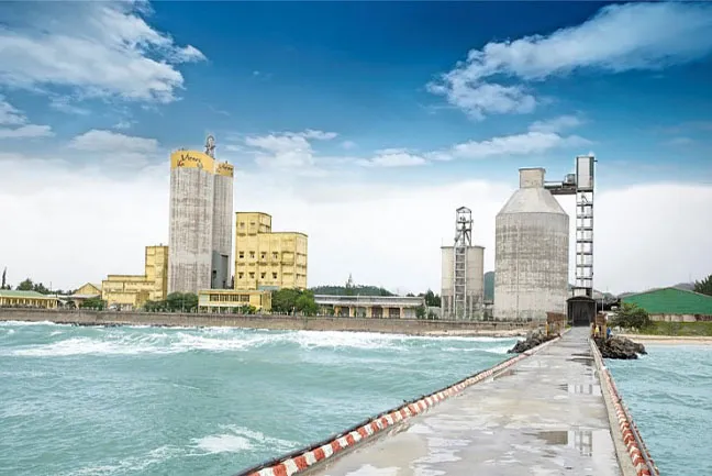 Sở GDCK TP.HCM cảnh báo khả năng hủy niêm yết cổ phiếu HVX của VICEM Hải Vân