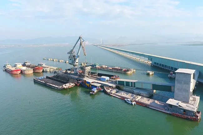 Tháng 12: Xuất khẩu xi măng và clinker khoảng 3,76 triệu tấn, thu về hơn 132 triệu USD