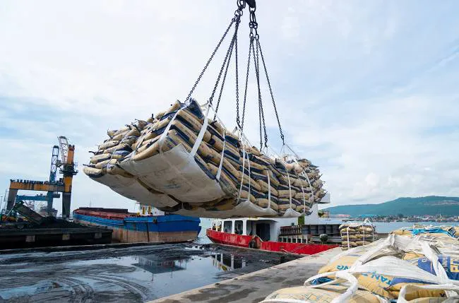 Tiêu thụ xi măng trong nước đạt 64,81 triệu tấn sau 9 tháng