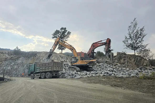 Đà Nẵng: Gia hạn giấy phép mỏ chậm, nguồn cung vật liệu xây dựng phục vụ đầu tư công khan hiếm