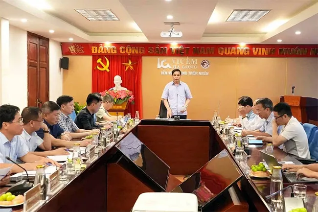 Xi măng Hạ Long đề xuất tháo gỡ vướng mắc về nguồn nguyên liệu, đất đai