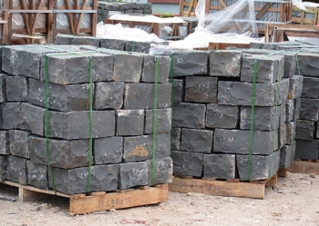 Khảo sát các tính chất của đá bazan làm phụ gia hoạt tính trong sản xuất xi măng
