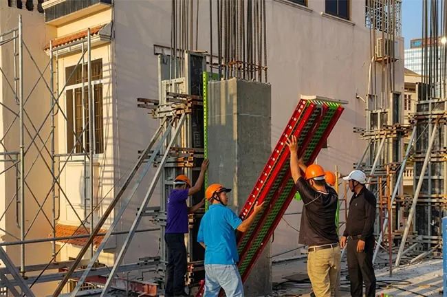 Cách bảo dưỡng bê tông đúng kỹ thuật.