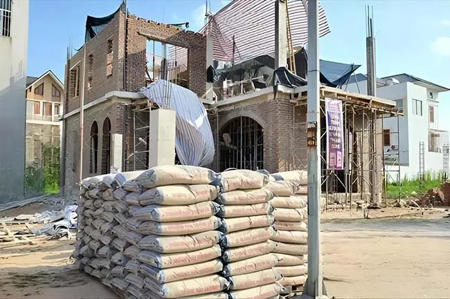 Thị trường xi măng tháng 10: Sản xuất tăng tốc, nhu cầu trong nước phục hồi.