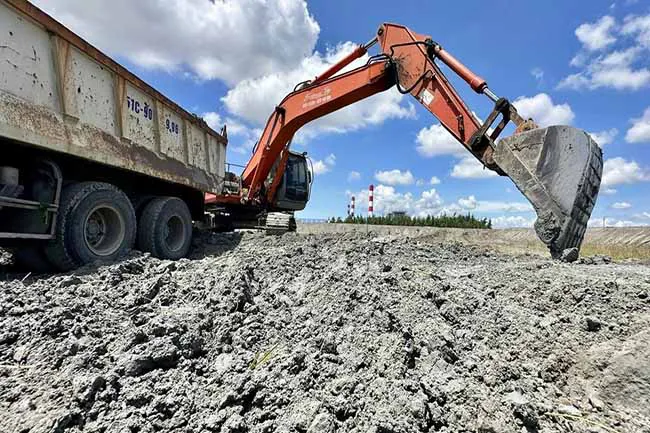 Khánh Hòa: Đánh giá khả năng tận dụng xỉ than làm vật liệu san lấp và vật liệu xây dựng.