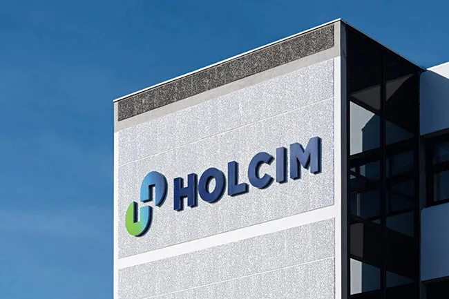 Holcim mở rộng công suất tái chế vật liệu phá dỡ với 3 thương vụ mua lại.