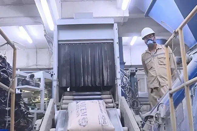 Ti&ecirc;u thụ hơn 4 triệu tấn sản phẩm, VICEM Bỉm Sơn cải thiện hiệu quả kinh doanh.