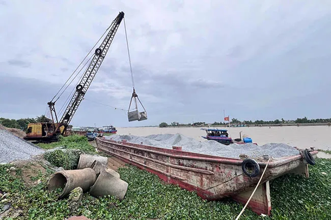Khan hiếm đá xây dựng, Đồng Tháp đề nghị Đồng Nai hỗ trợ.