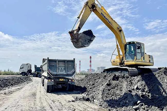 VICEM Hải Phòng mời chào hàng cung cấp xỉ tro đáy phục vụ cho sản xuất xi măng.