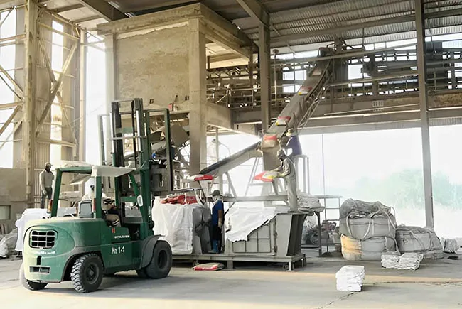 Xi măng v&agrave; X&acirc;y dựng Quảng Ninh tăng trưởng lợi nhuận hơn 120% trong qu&yacute; cuối năm 2025.