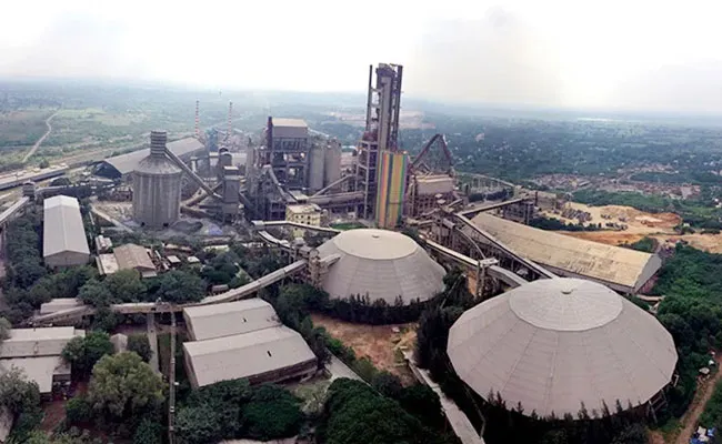 Đầu tư hạ tầng bứt tốc, ti&ecirc;u thụ xi măng b&igrave;nh qu&acirc;n đầu người tại Ấn Độ tăng mạnh.