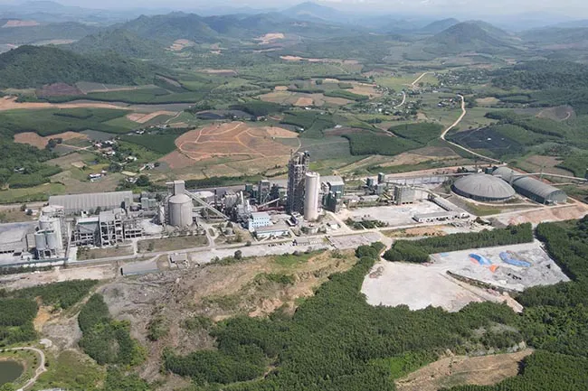 Chi ph&iacute; đầu v&agrave;o biến động, thị trường xi măng xuất hiện xu hướng điều chỉnh gi&aacute;.