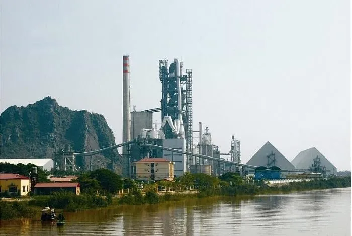 VICEM Hải Phòng mời thầu cung cấp dịch vụ vận chuyển đá mỏ Tràng Kênh năm 2026.