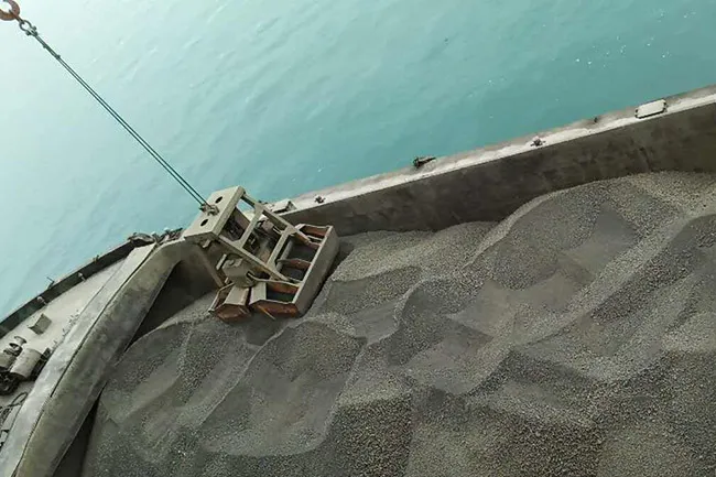 Áp lực chi phí gia tăng, VICEM đề xuất giảm thuế xuất khẩu clinker xuống 0%.