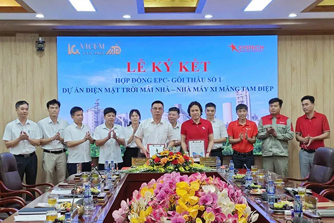 VICEM Tam Điệp k&yacute; kết hợp đồng EPC triển khai dự &aacute;n điện mặt trời m&aacute;i nh&agrave; c&oacute; c&ocirc;ng suất 6,2 MWp.