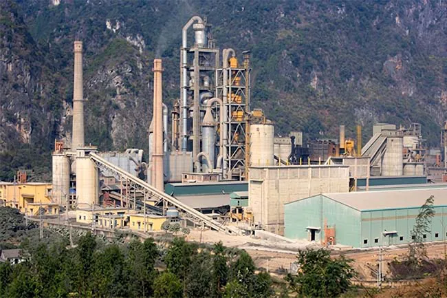 Thị trường xi măng bước v&agrave;o giai đoạn cạnh tranh bằng chi ph&iacute; v&agrave; c&ocirc;ng nghệ xanh.