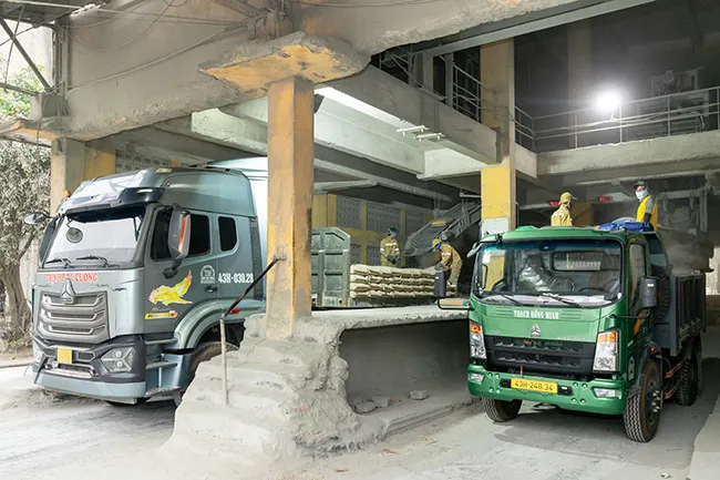 Doanh thu cải thiện nhưng hiệu quả kinh doanh của VICEM Hải Vân vẫn chịu sức ép.