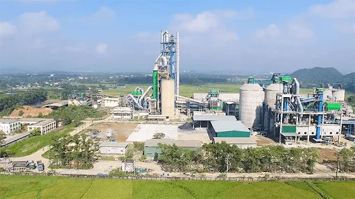 Nh&agrave; m&aacute;y xi măng Ho&agrave;ng Long
